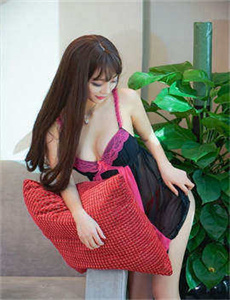 《德国性高清xxxxx-美女脱光光》