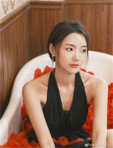 《玉女心经舒淇-精品无马国产自在现线一》
